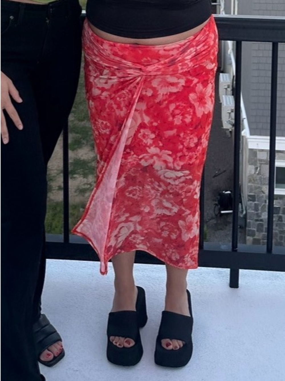 Women’s Red Floral Skirt